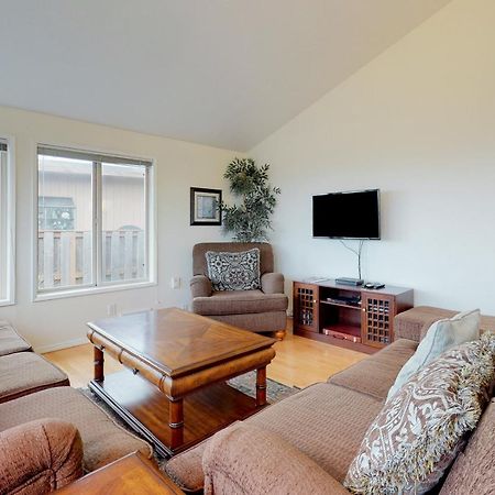 Newport'S Cypress Oceanview Home Bagian luar foto