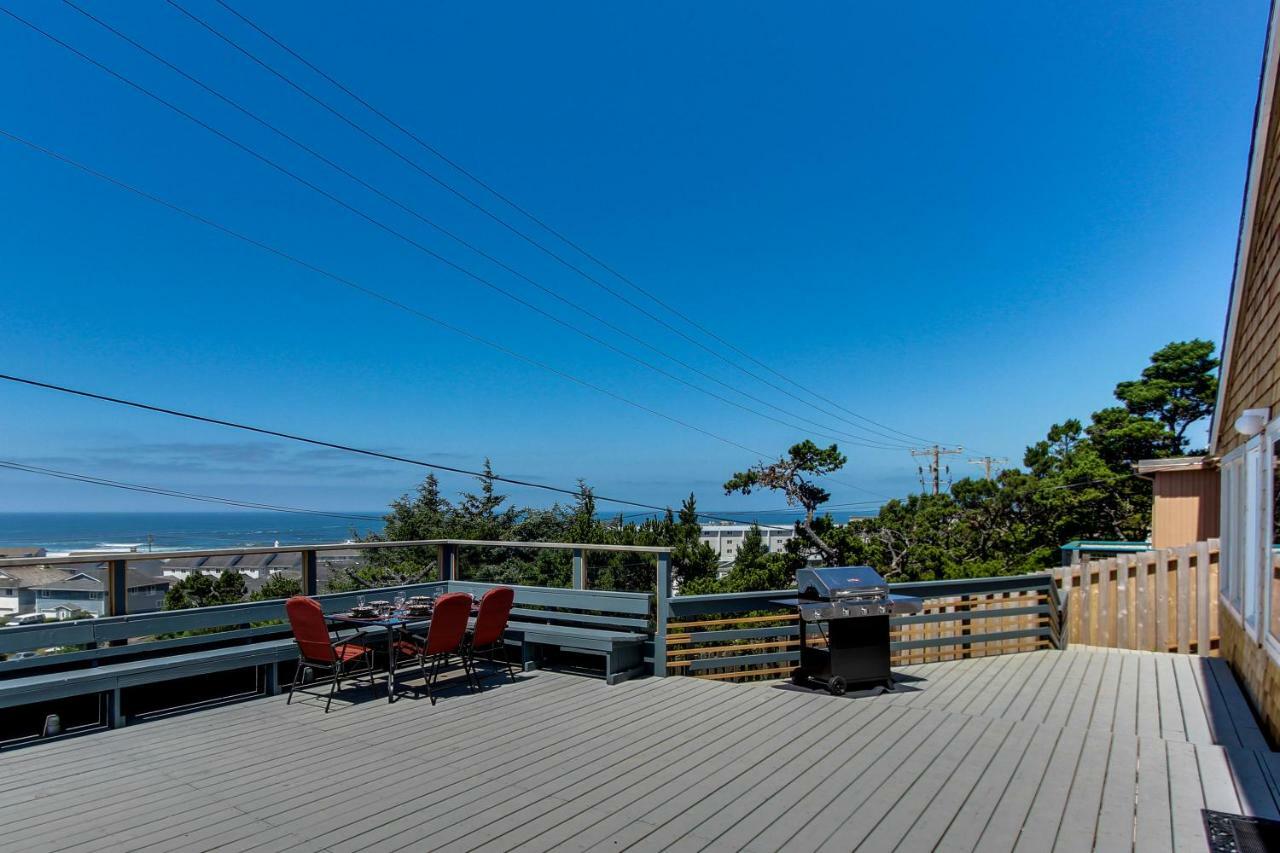 Newport'S Cypress Oceanview Home Bagian luar foto